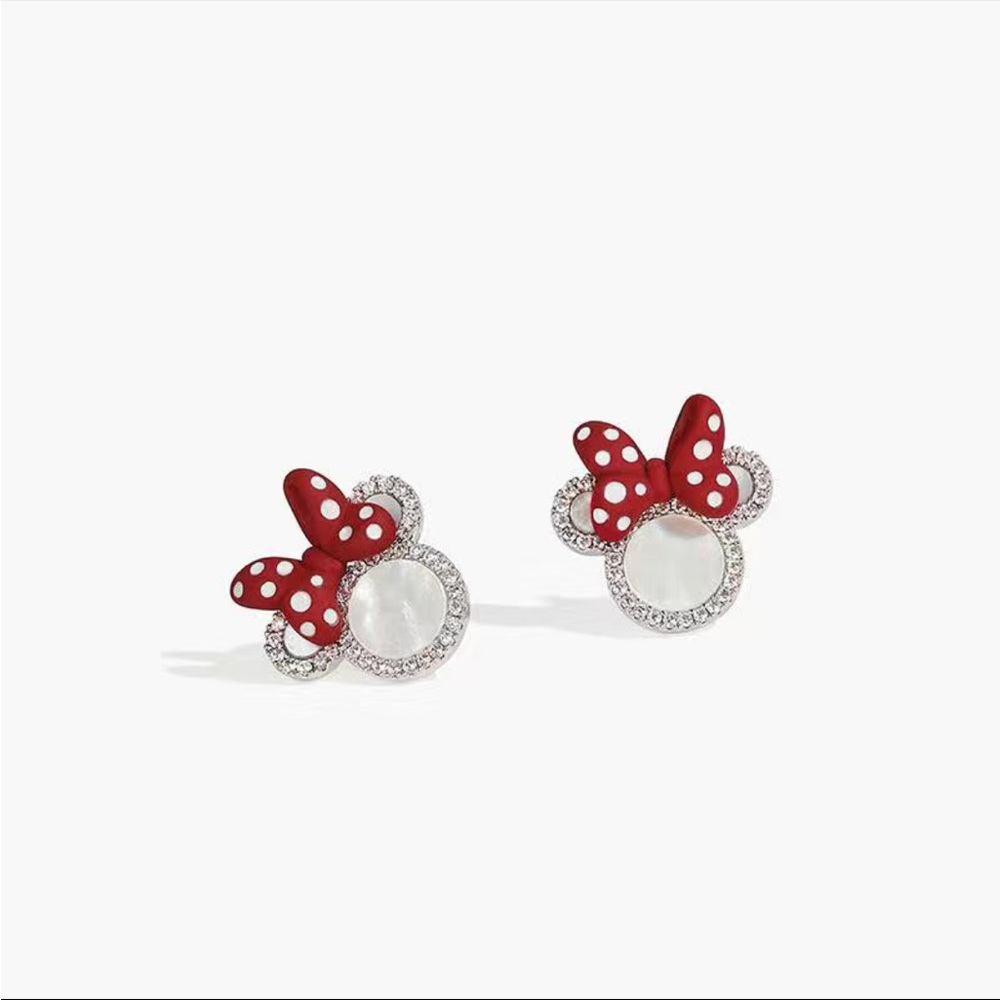 NWT MINNIE MOUSE bow and rhinestone earrings new with tags DISNEY